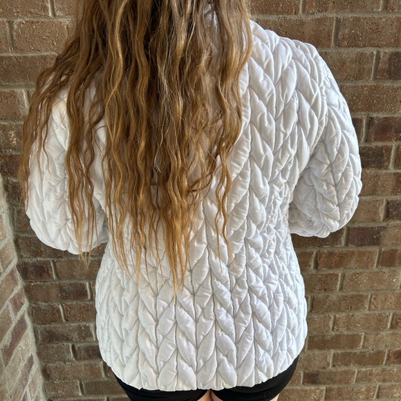 Guess Puffer Jacket - Picture 4 of 13